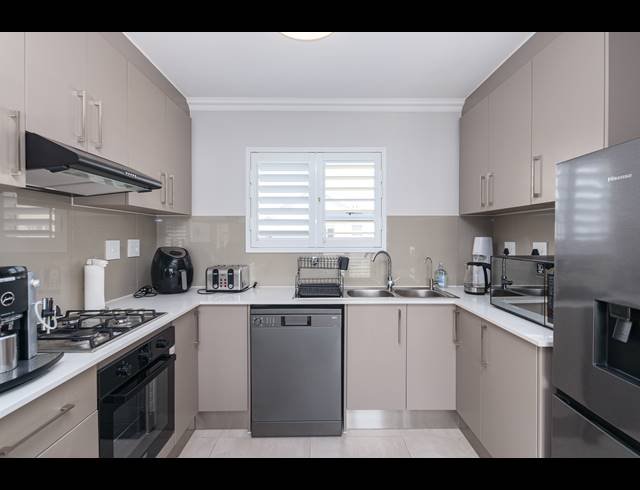 2 BEDROOM APARTMENT SOLD IN SUNNINGDALE